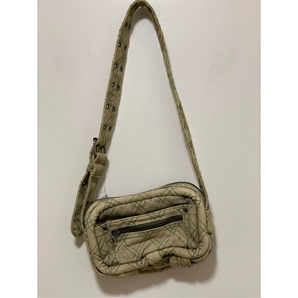 Urban Outfitters Dakota Denim Crossbody Bag (size 9” x 6.5” x 2”) - Picture 3 of 7